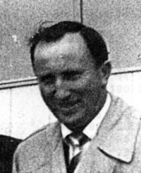 ch2001303.gif (54751 bytes)